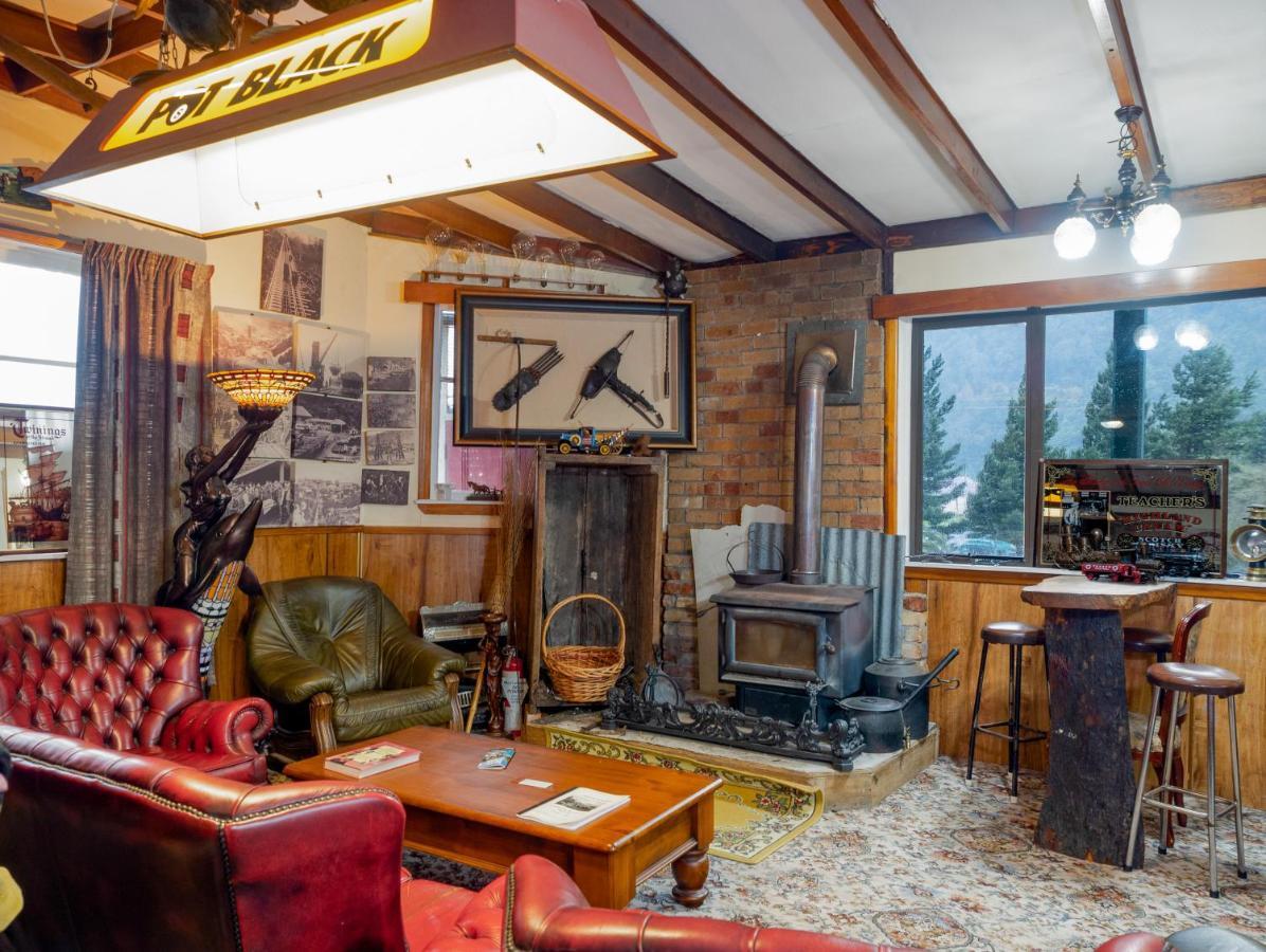 Otira Stagecoach Hotel Екстериор снимка